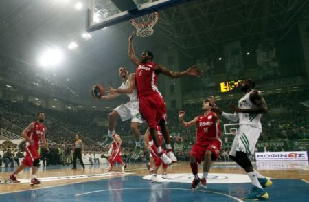 Μπάσκετ: Κυκλοφόρησαν τα εισιτήρια για το ΠΑΟ-ΟΣΦΠ