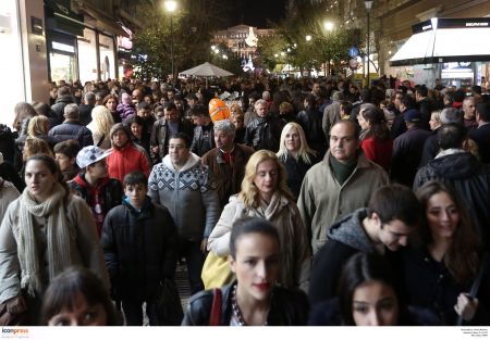 ΕΣΕΕ: Ζητά να αλλάξει ο νόμος για το κυριακάτικο άνοιγμα καταστημάτων