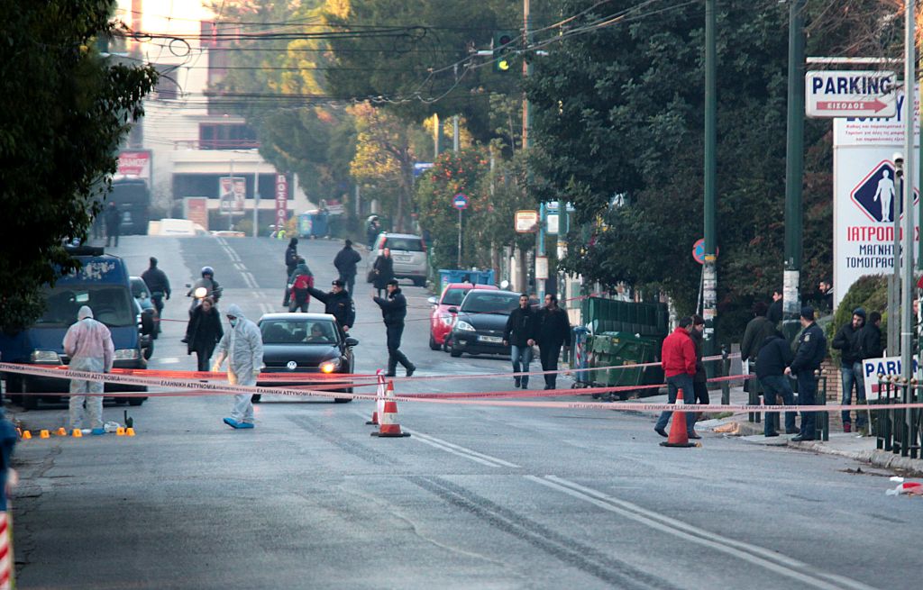Αλλεπάλληλες επιθέσεις σε περαστικούς σε Φιλοπάππου και Ακρόπολη