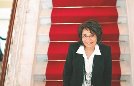 Μαρία Δαμανάκη: Περάσαμε τον κάβο, αλλά πάμε με ρυθμό αραμπά…