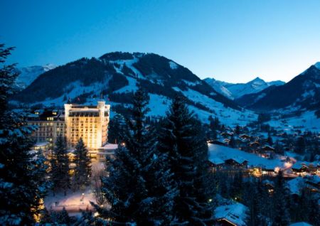 Χιονοστιβάδες και σαμπάνιες