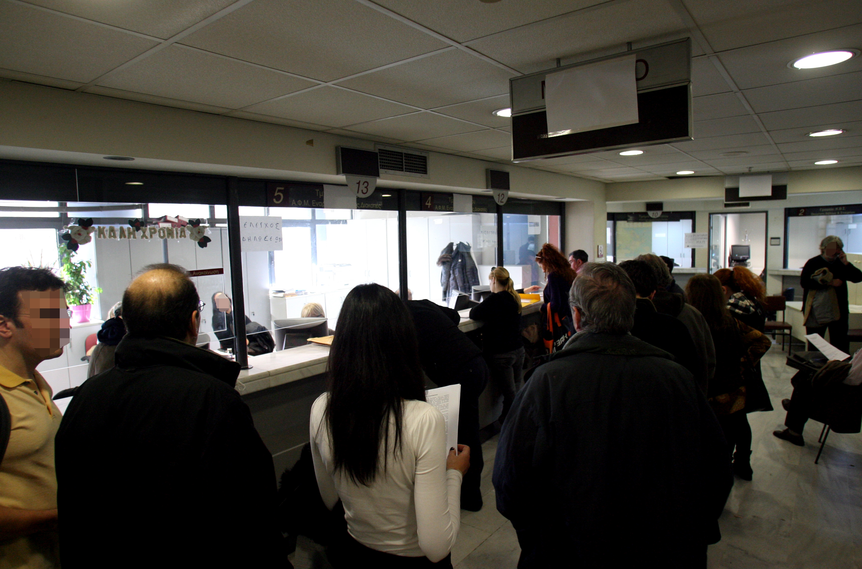 Παράταση ως τις 5 Ιανουαρίου για την πληρωμή των τελών κυκλοφορίας