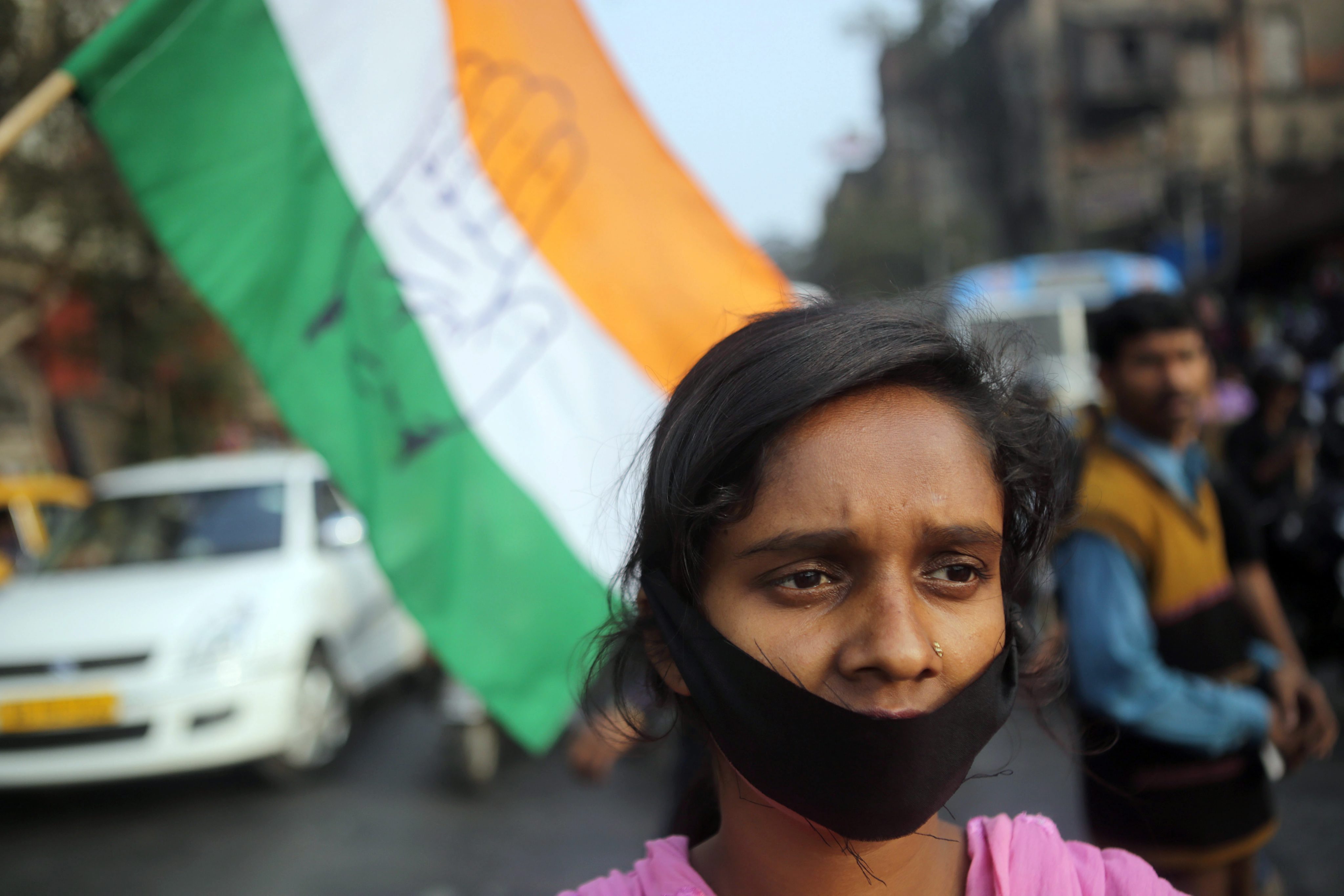 Βίασαν ομαδικά 20χρονη στην Ινδία για να την «τιμωρήσουν»