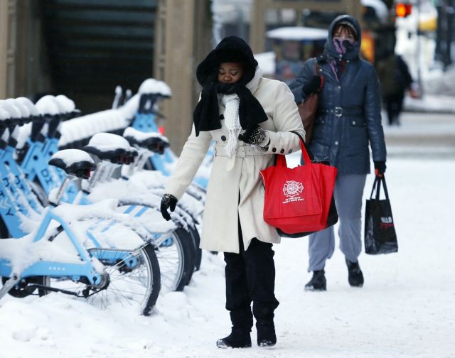 ΗΠΑ: Εκκλήσεις στους κατοίκους να μείνουν στα σπίτια τους λόγω κακοκαιρίας