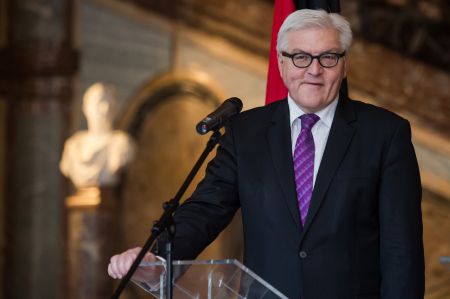 Ταξίδι «αλληλεγγύης» Σταϊνμάγιερ την Πέμπτη στην Αθήνα