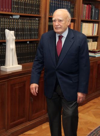 Τι συμβαίνει με τον κ. Πρόεδρο;