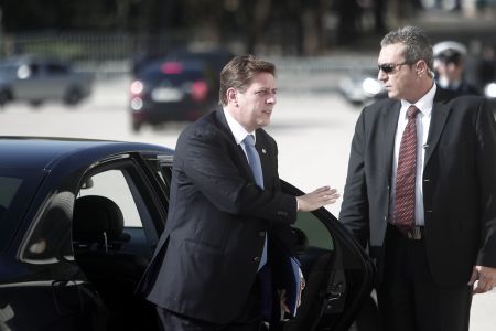 Βαρβιτσιώτης:Ο Μουίζνιεκς προκαλεί πολιτικό θέμα για το Φαρμακονήσι