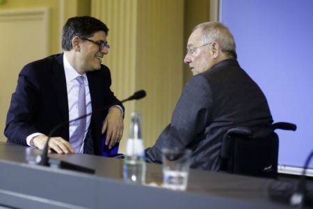 Schäuble tells Lew to “give 50 billions to save Greece”