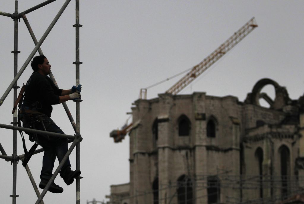 Πορτογαλία: Θέλει μείωση ελλείμματος κάτω από 3% χωρίς νέα μέτρα