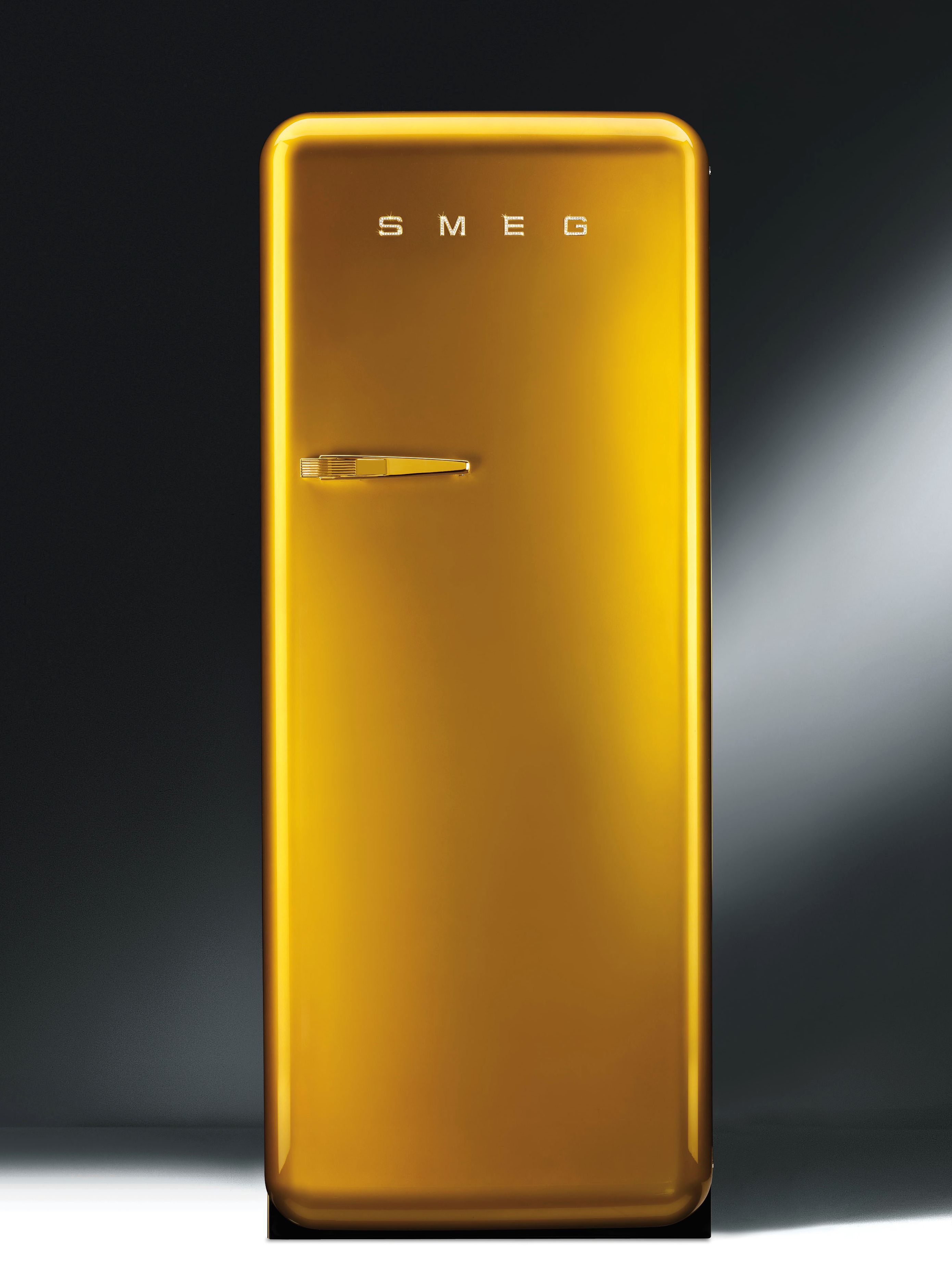 Ενα ψυγείο από χρυσό