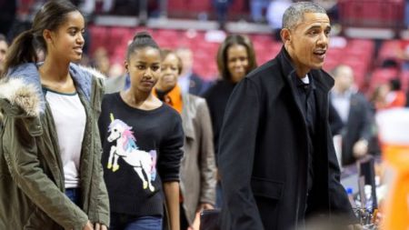 «Fashion icon» η Σάσα Ομπάμα