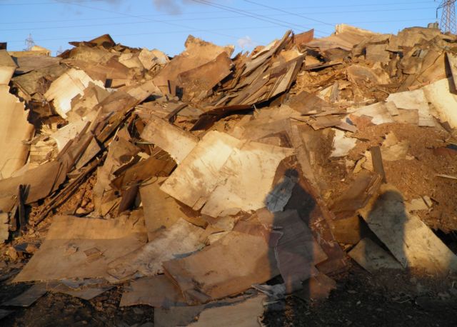 «Ράμπο» περιβάλλοντος:Κατέσχεσαν τόνους αποβλήτων ξυλείας