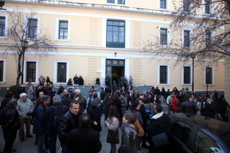 ΑΔΕΔΥ:Στάση εργασίας την Πέμπτη – Συγκέντρωση στα Δικαστήρια