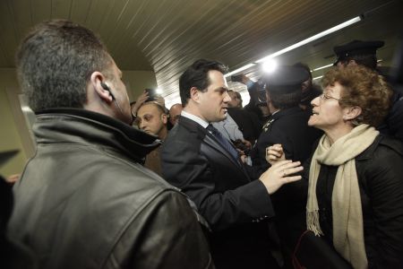 Διαμαρτυρίες εργαζομένων-ασθενών του «Παπαγεωργίου» στον Γεωργιάδη