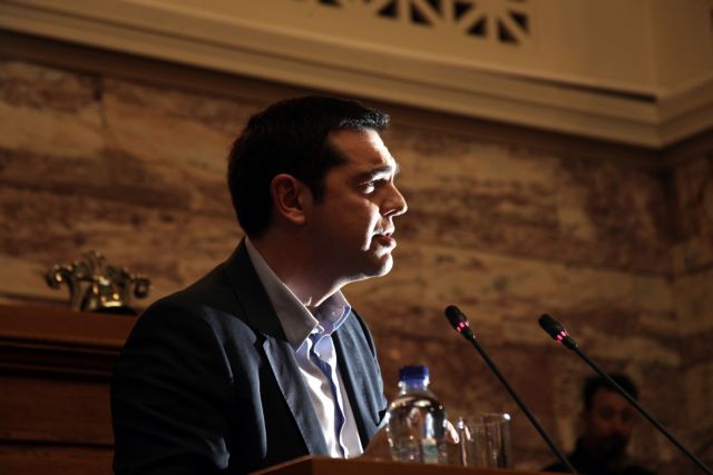 Τσίπρας στη Le Monde: «Υπνοβάτης της Ευρώπης η Μέρκελ»