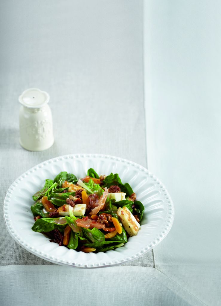 Σπανάκι με χαλούμι και προσούτο