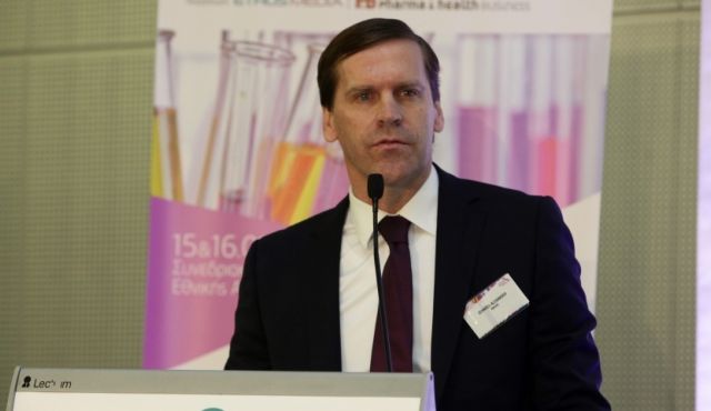 Alexander Zehnder: «Μοχλός ανάπτυξης το φάρμακο για την ελληνική οικονομία»