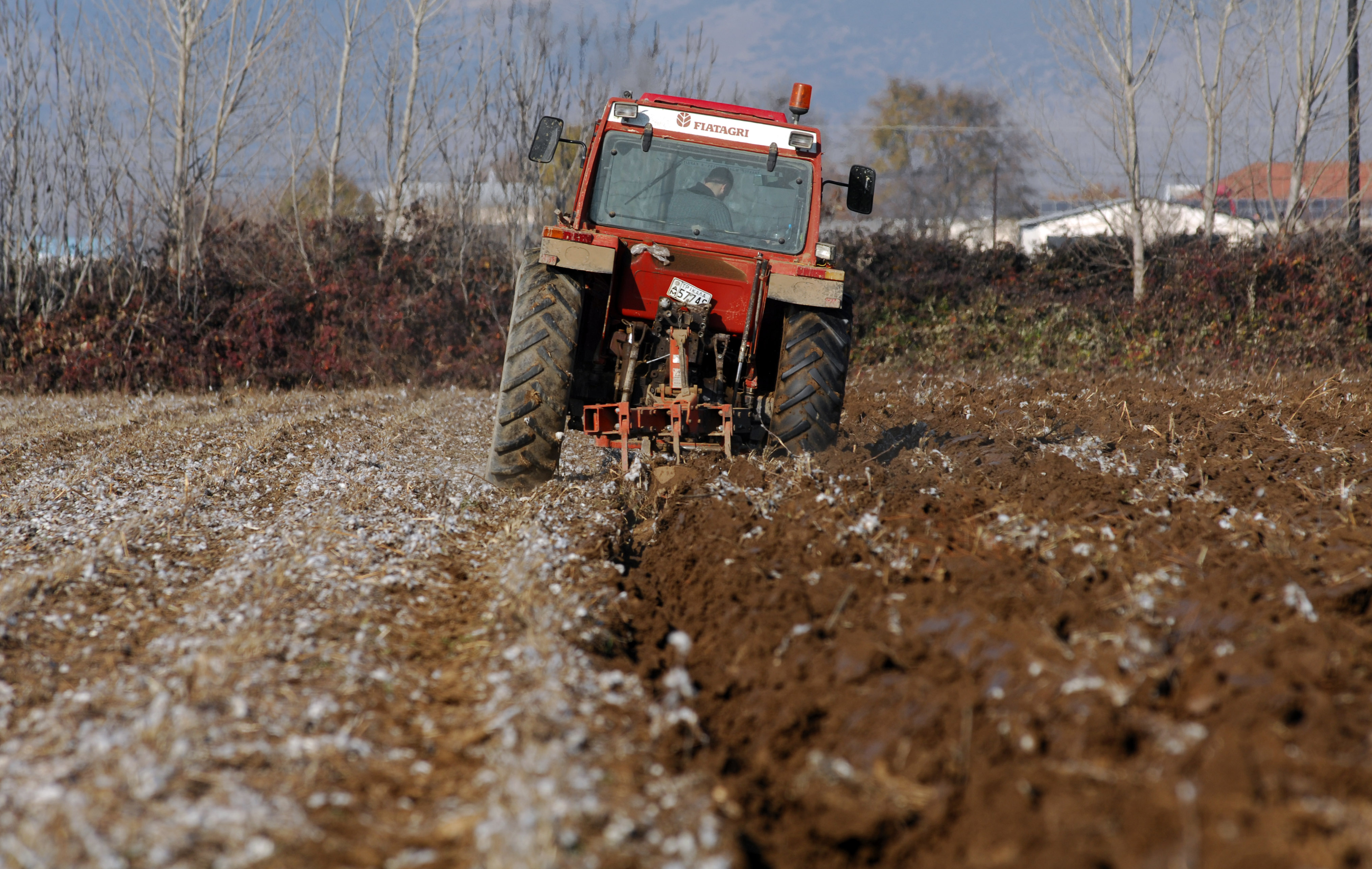 Χαρδούβελης: Πρέπει να ζητήσουμε πίσω τις αγροτικές ενισχύσεις