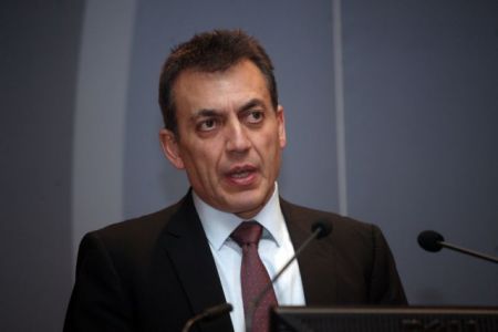 Επιφυλακτικός ο Βρούτσης για το ύψος του ελάχιστου εγγυημένου εισοδήματος