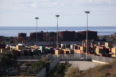 Συρία: Προσφορές από 14 εταιρείες για την καταστροφή των χημικών της