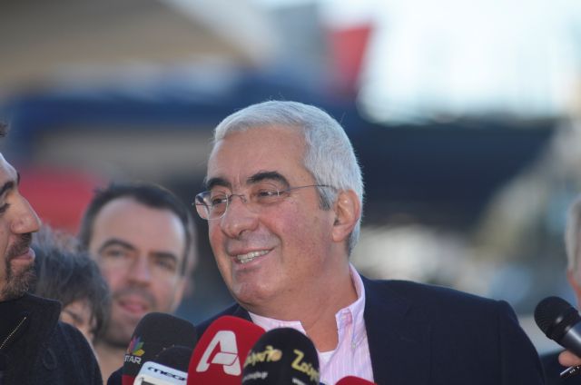 Καμπάνα για την τρόικα