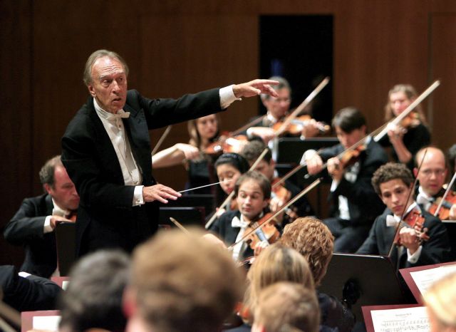 Το «ελληνικό πρόσωπο» του Κλάουντιο Αμπάντο