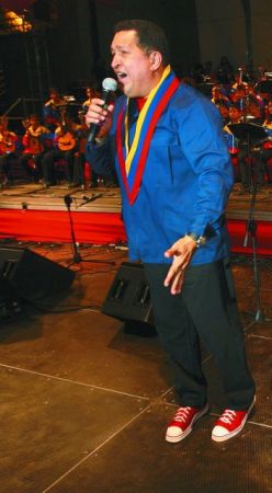 Η Λευκορωσία κάνει τον Τσάβες …μιούζικαλ