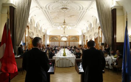 Γενεύη ΙΙ: Φορτισμένη η ατμόσφαιρα για τη Συρία