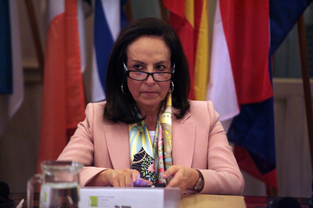 Διαμαντοπούλου: Κοροϊδία η ίδρυση νέων σχολών ΑΕΙ