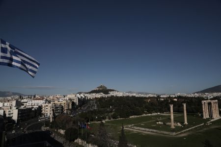 ΙΟΒΕ: Μικρή βελτίωση κατέγραψε το οικονομικό κλίμα τον Ιανουάριο