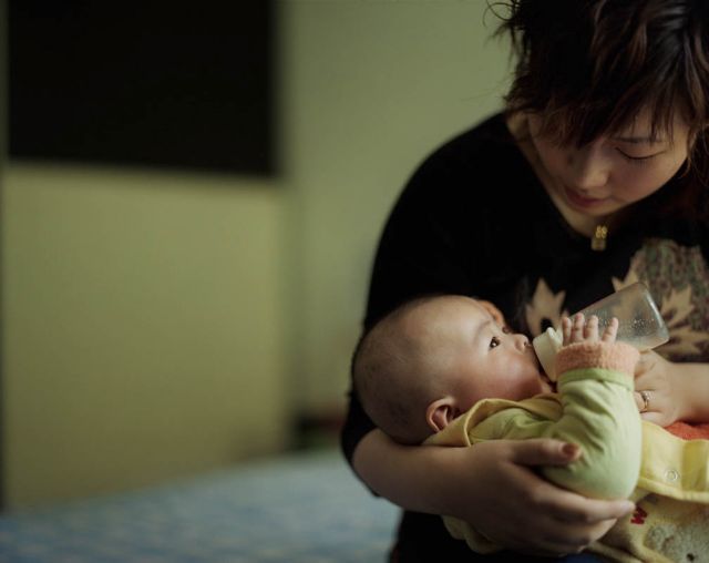 Ανύπαντρες μητέρες, το μεγαλύτερο ταμπού στην Κίνα