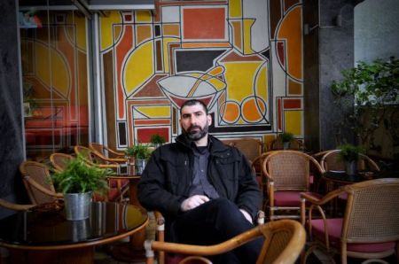 Γιάννης Οικονομίδης: Στην Ελλάδα υπάρχει ακόμη χώρος για ήρωες