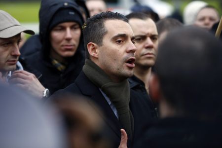 Περισσότεροι αντιδιαδηλωτές από οπαδοί σε ομιλία ούγγρου ακροδεξιού