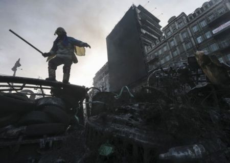 Ρούβλια και αίμα στην «κόκκινη γραμμή» του Πούτιν