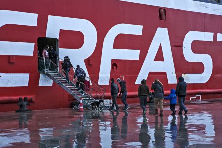 Αναχωρεί το Superfast για το οποίο υπήρξε τηλεφώνημα για βόμβα