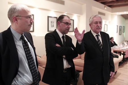 Φ. Κουβέλης: Αν η κυβέρνηση αποδεχτεί νέα μέτρα, δεν θα αντέξει