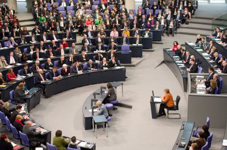 Γερμανία: Προχωρά στη μείωση των ορίων ηλικίας συνταξιοδότησης