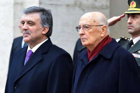Ιταλία: Ο Γκρίλο ζητά την παραπομπή του Ναπολιτάνο στη Δικαιοσύνη