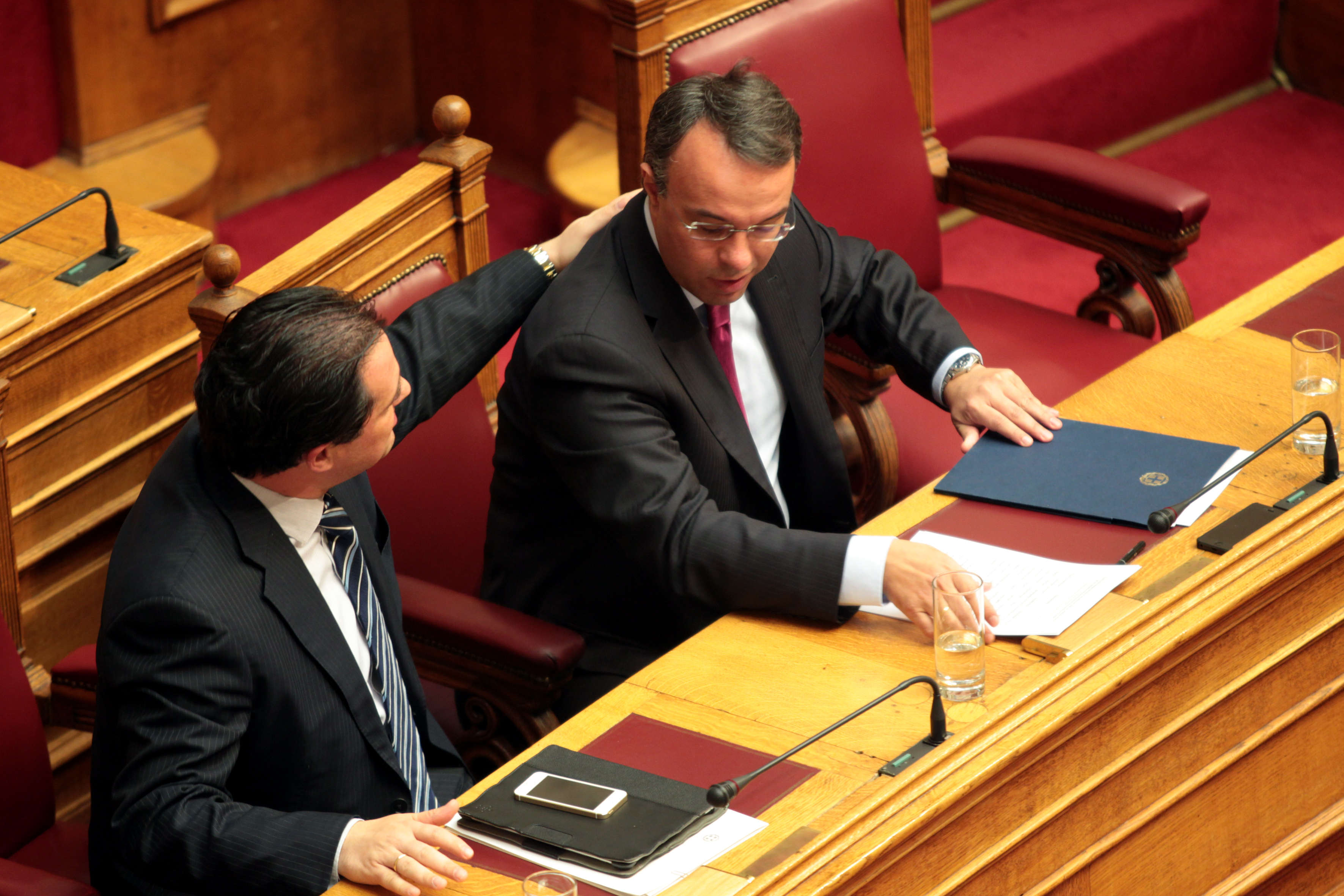 Στα 795 εκατ. ευρώ η δαπάνη για το ΕΚΑΣ το 2013