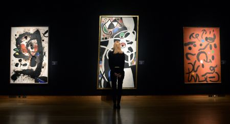 Λισαβόνα: Ακυρώθηκε την τελευταία στιγμή η δημοπρασία έργων του Μιρό