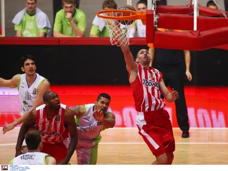 Μπάσκετ – Ευρωλίγκα: Ολυμπιακός – Μάλαγα 73 – 55