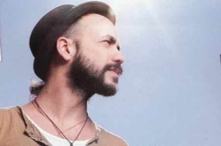 Ο Πάνος Μουζουράκης καλεσμένος στο Νίκο Θρασυβούλου και στο ένθετο «Σελίδες του Σαββατοκύριακου»