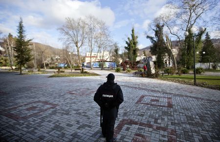 Μόσχα: Ομηρία σε σχολείο με νεκρούς έναν αστυνομικό και έναν δάσκαλο