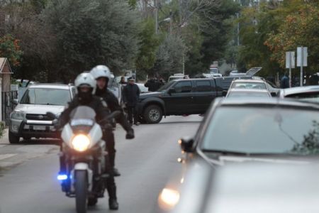 Συνελήφθη στον Πειραιά ο «κάπο» της μαφίας των Ρομά