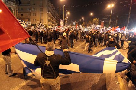 Die Zeit: Γερμανοί νεοναζί σε πορεία της Χρυσής Αυγής στην Αθήνα