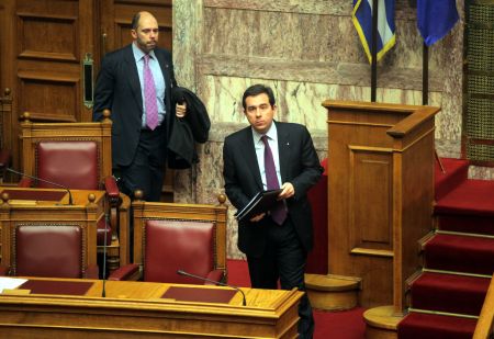 Ν. Μηταράκης: Καταγγελίες για «έξτρα» εφάπαξ στον ΟΠΕ