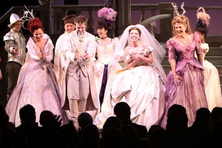 Μια υπέροχη κακιά μητριά