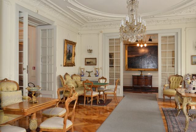 Βόλτα στο Μουσείο με ξεναγό την «Clio»