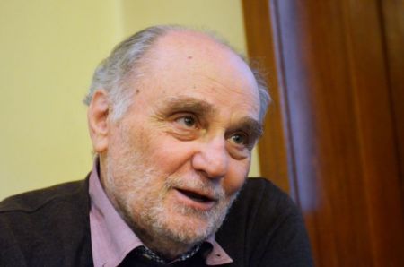 Στέλιος Ράμφος: Είμαστε ακόμη λογικά ανήλικοι…