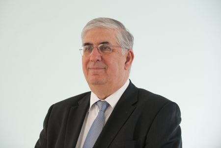 Η εξεύρεση πόρων «αγκάθι» για τις τηλεπικοινωνίες